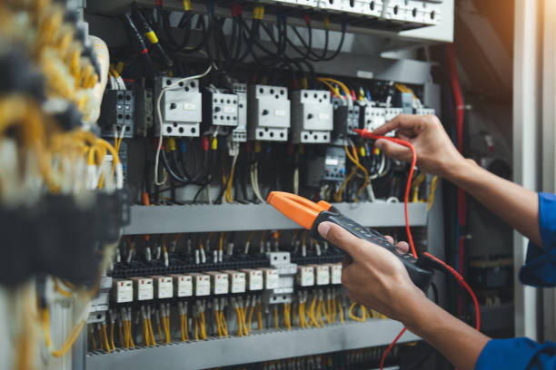 Best Circuit Breaker Repair  in Centerburg, OH