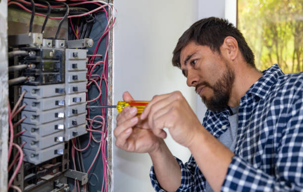 Best Licensed Electrician  in Centerburg, OH